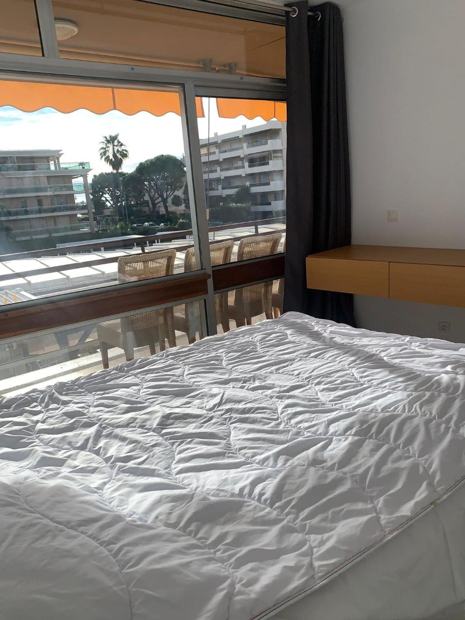 Apartment Heliotel Marine 4* Bord De Mer Saint-Laurent-du-Var Oda fotoğraf